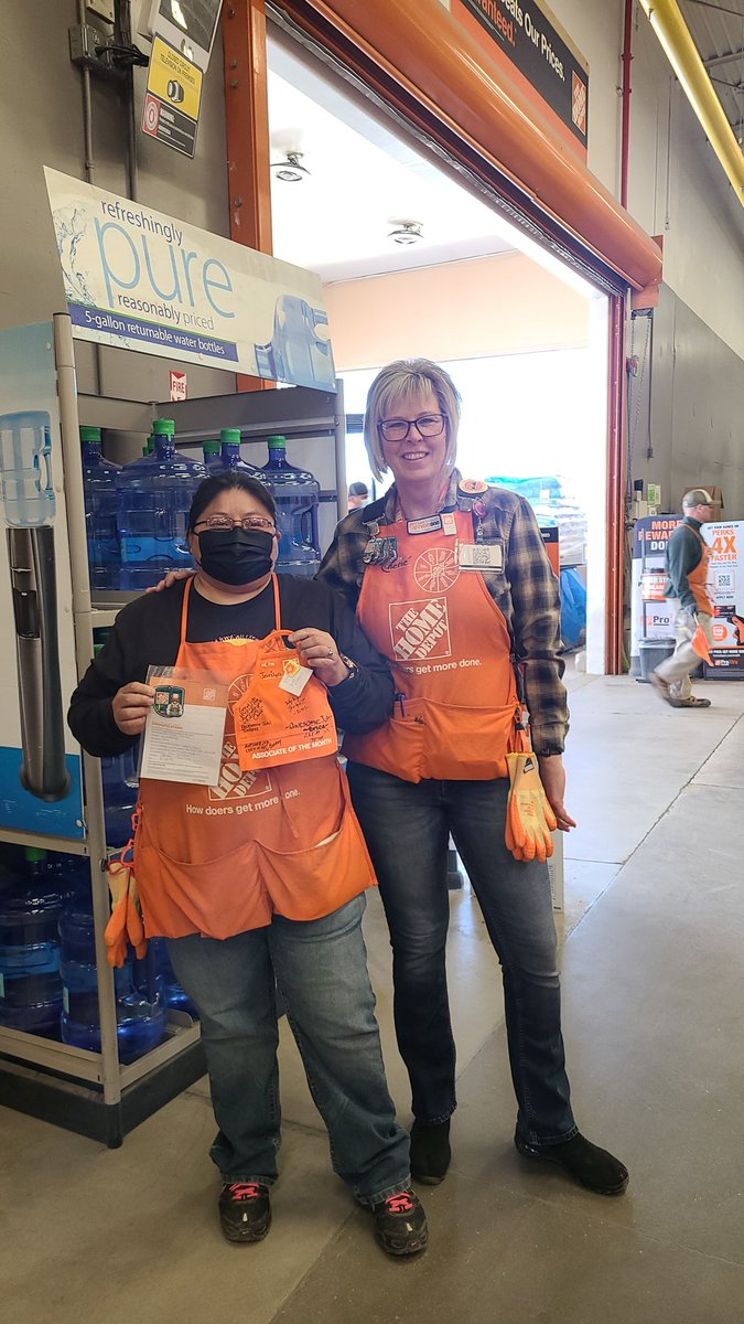 Celebrating one of our cashiers jerri on becoming our cashier of the month. Great job jerri! #3514strong <a href="/THDslowman_will/">Will Slowman</a> <a href="/Hunter_Pipal/">Hunter</a> <a href="/JesseSarver3514/">Jesse</a> <a href="/MattCramer179/">m</a> <a href="/Melinda11521488/">Melinda Carter</a>