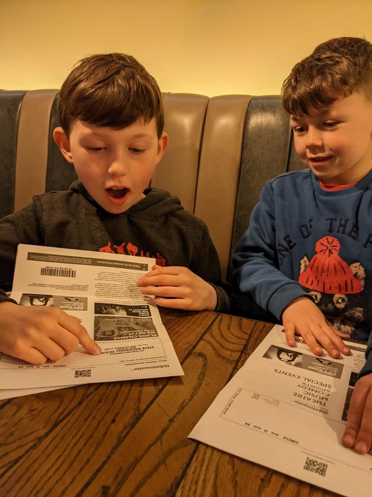 My boys faces when they found out they were seeing <a href="/SteveBackshall/">Steve Backshall</a> live in Bath tonight 🤗💙 they've been asking to meet you for months. They're the biggest fans of #deadly60 and I thought this was the next best thing! 🐳🐅🐆🐋🐒🐘🐨🦁🦍🦏