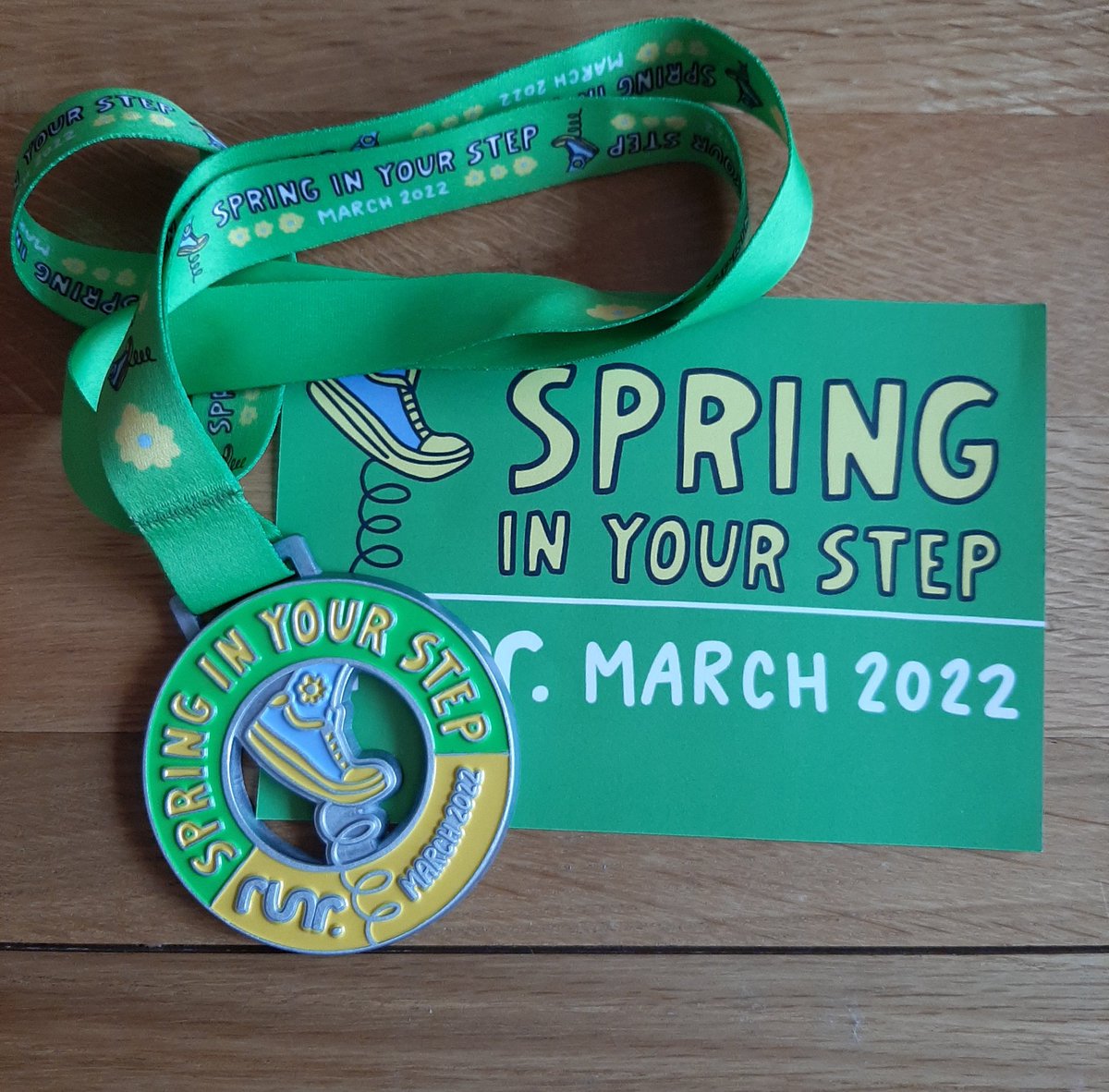 sarahholbrook92's tweet photo. #High5Friday
Tough week but
1. New @runr_uk medal for the 100miles #SpringInYourStep ๐โโ๏ธ๐ถโโ๏ธ๐
2. Spring window display complete ๐๐ป๐๐๐ฆ
3. Wellbeing walk @britton_howarth ๐ถโโ๏ธโ๏ธ
4. Lush catch up talking #LogPodCrew website @CuriousBecks
5. New hair + drama ๐โโ๏ธ https://t.co/S1V5OvtAJ2