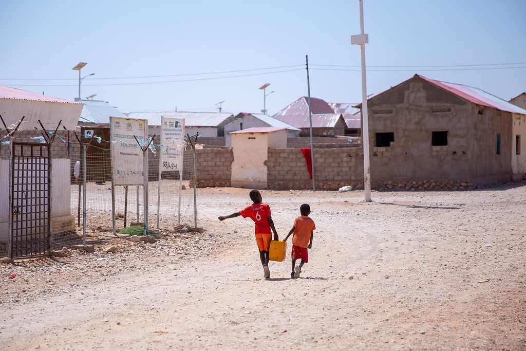 UN Humanitarian (@unocha) on Twitter photo #Somalia is at the risk of famine. 
⚠️3.5M lack sufficient access to water
⚠️1.4M children under 5 are expected to be acutely malnourished
The 2022 Humanitarian Response Plan for Somalia is only 4.4% funded. We urge donors to step up support!
unocha.org/story/daily-no… #Somalia is at the risk of famine. 
⚠️3.5M lack sufficient access to water
⚠️1.4M children under 5 are expected to be acutely malnourished
The 2022 Humanitarian Response Plan for Somalia is only 4.4% funded. We urge donors to step up support!
unocha.org/story/daily-no…