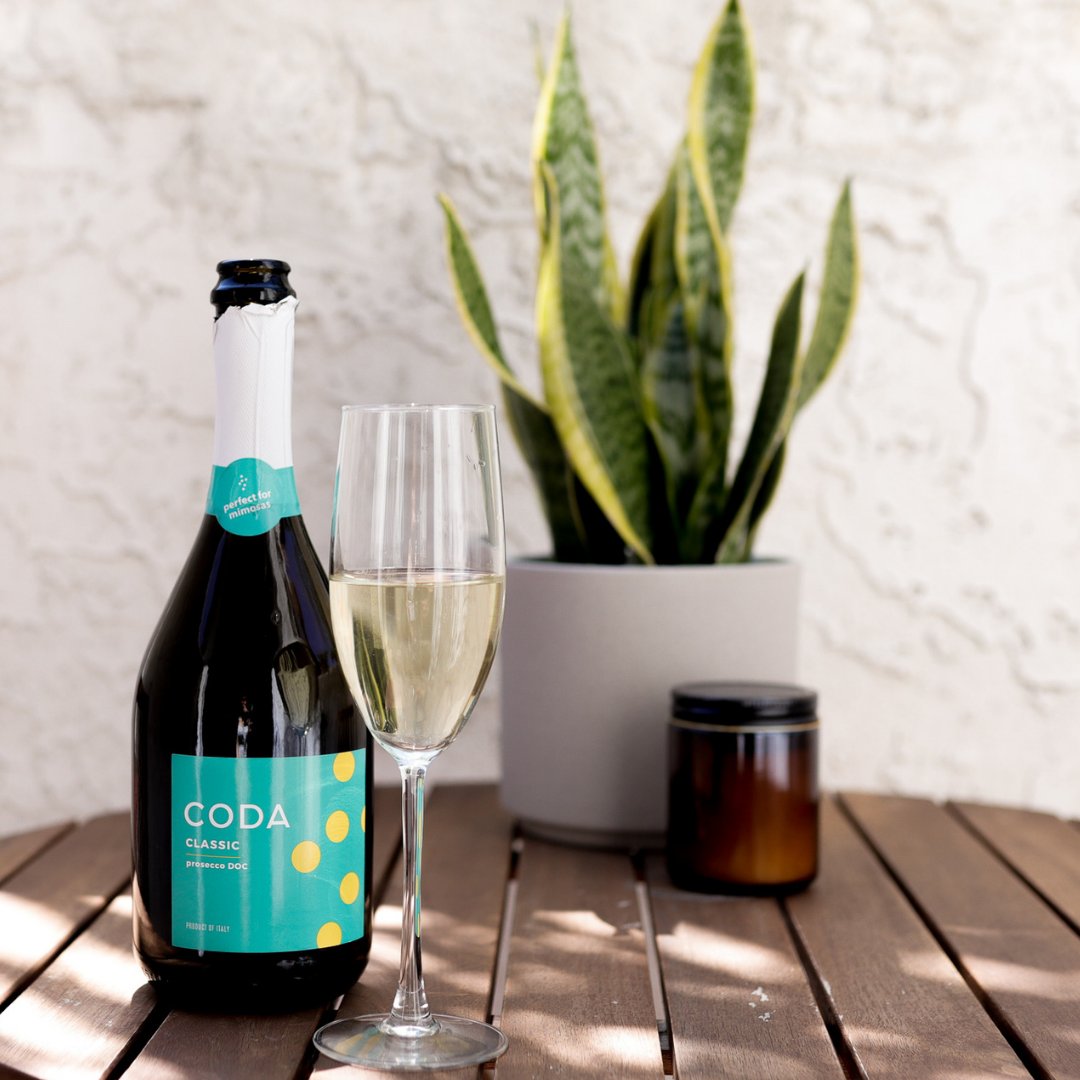 drinkcoda's tweet photo. Life's made up of simple pleasures like sipping your favorite prosecco in the backyard on a sunny day. 🍾 ☀️

Click the link to shop: https://t.co/et3O6TOnHl https://t.co/lHYviK6HJN