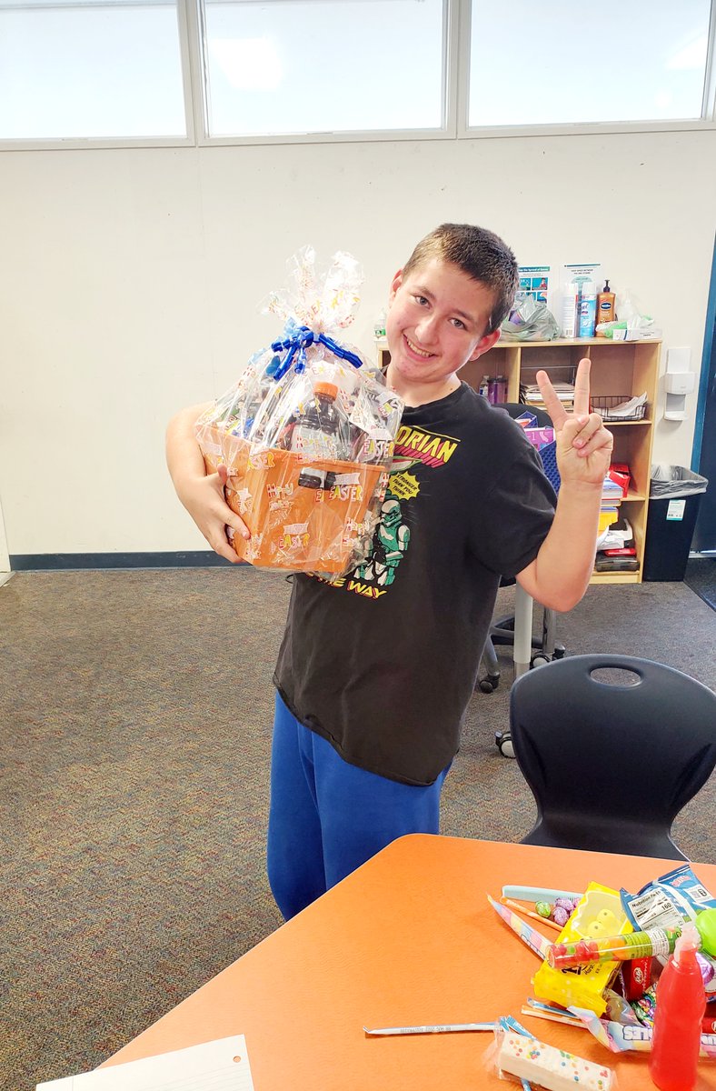Congratulations to one of our Rafer Olympians. He earned 37 Accelerated Reader points📚 for the month of March. He received a shout-out in the morning announcements and a basket full of goodies including books. <a href="/Team_BCSD/">Bakersfield City School District</a> #raferolympians #readingisfun