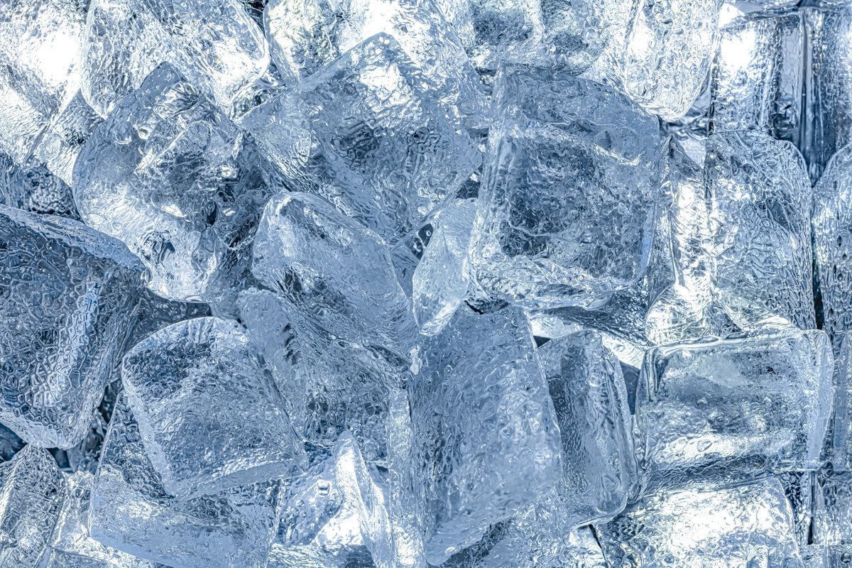 JWMarriottEdm's tweet photo. Back by popular demand, our signature handcrafted Ice menu is back beginning tonight! (Friday, April 8) Order through In Room Dining and have it delivered directly to your guestroom. #IceDistrict #LegendaryExperiences #ICEMenu https://t.co/PWUnCGsFvX