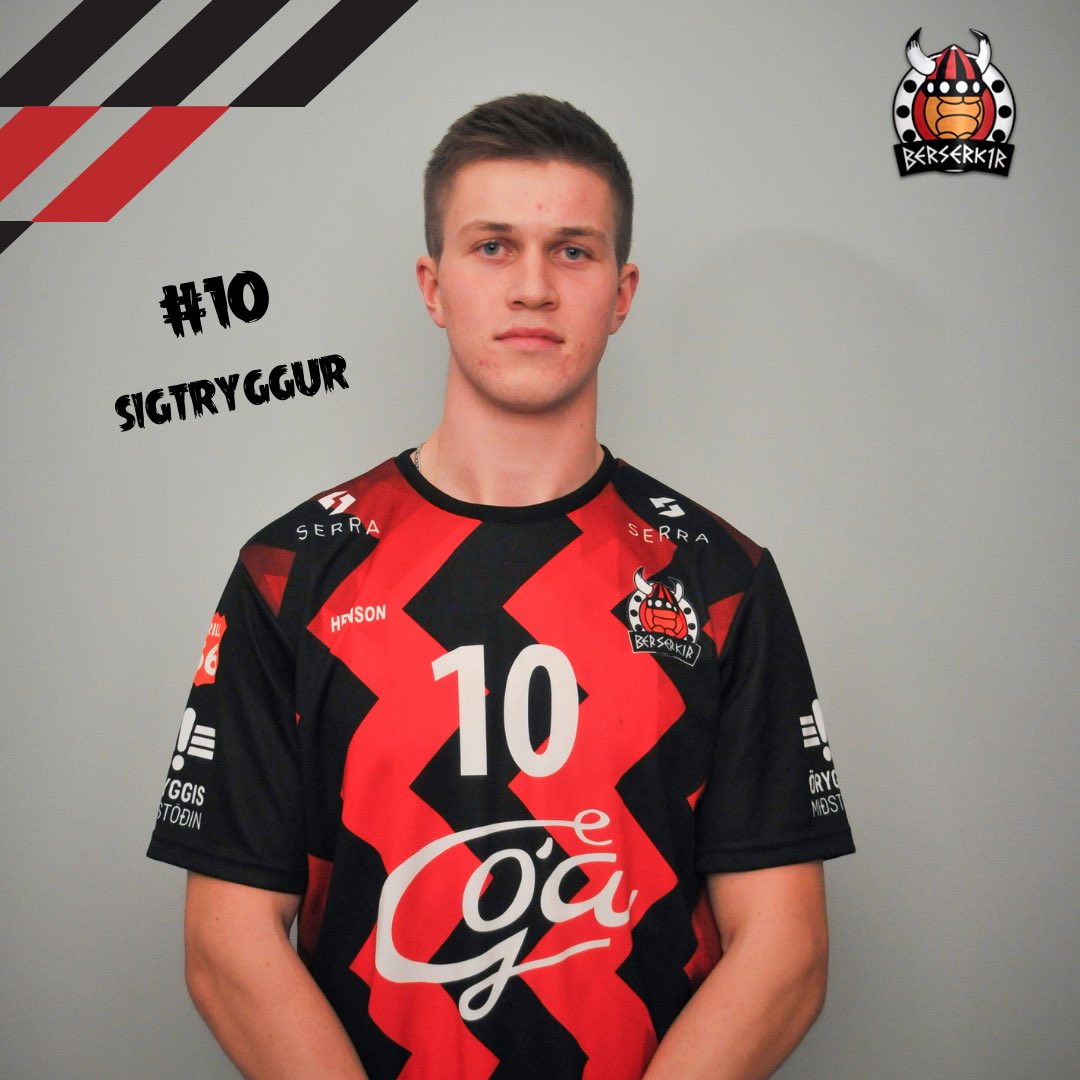 One to Watch 👀- Færeyski unglingalandsliðsmaðurinn 🇫🇴 og grænkerinn Sigtryggur Þeyr verður í eldlínunni í kvöld í Víkinni. Það er búið að vera frábært að sjá þennan unga leikmann vaxa og dafna á tímabilinu, gárungar vilja meina að þetta sé hinu nýtilkomna grænkerafæði að þakka.