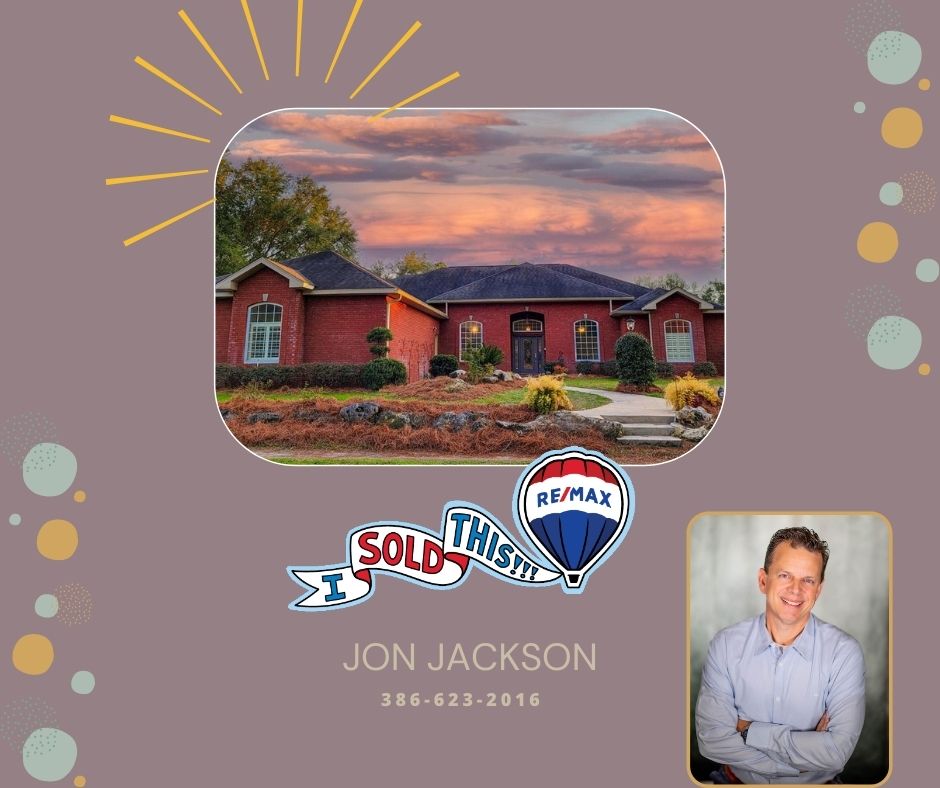 LakeRemax's tweet photo. Congrats to Jon Jackson Buyers who closed on this beautiful brick pool home w/ a pond! #sold #sellyeah #buyers #buyersagent #remax #remaxprofessionals #JonJackson https://t.co/oPOfpupSbC
