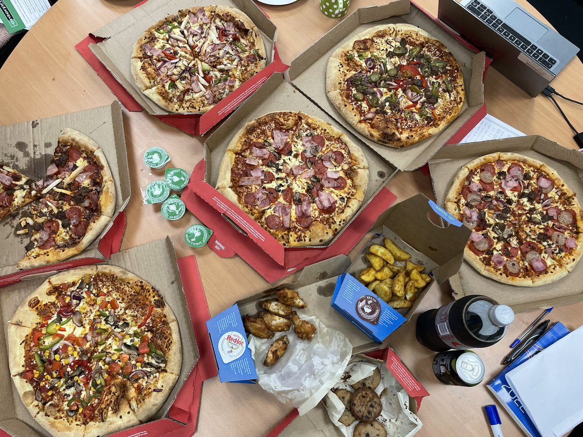 SalanShaina's tweet photo. Celebrating jumping from a service score of 66% 3 months ago to now 81%! 🤩🥳🍕 It's not been easy the past few months but with U2L4's teamwork & determination, won't be long til we hit the goal of 85%!!💪🏼 #Driveto85 #SFL https://t.co/NmTLrmf5MC
