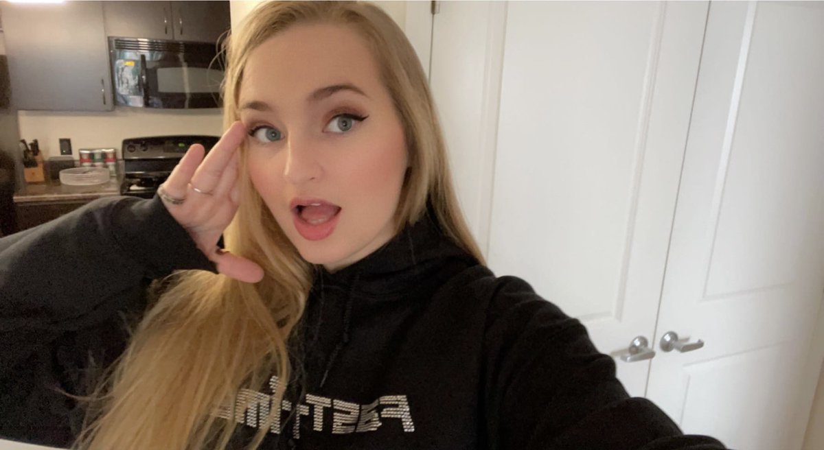 SABSFALLING's tweet photo. literally my favorite hoodie that ive bought , like ever @SabrinaAnnLynn https://t.co/G6RwTzatNk