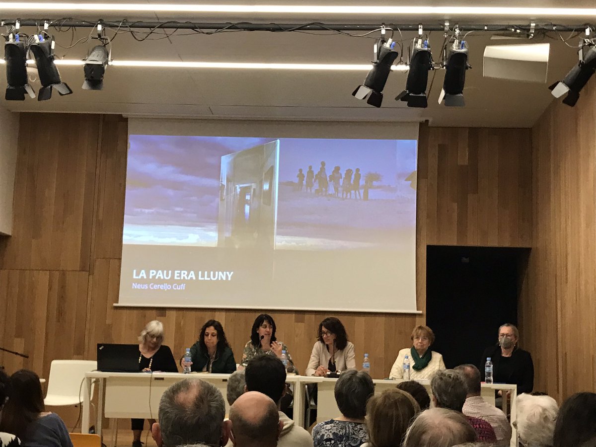 JMPiquerasFolch's tweet photo. Avui amb @CorneliaAbril i la Neus i amics a la presentacio de marques de trinxera No us perdeu la seva lectura https://t.co/2YzxYxXEcu