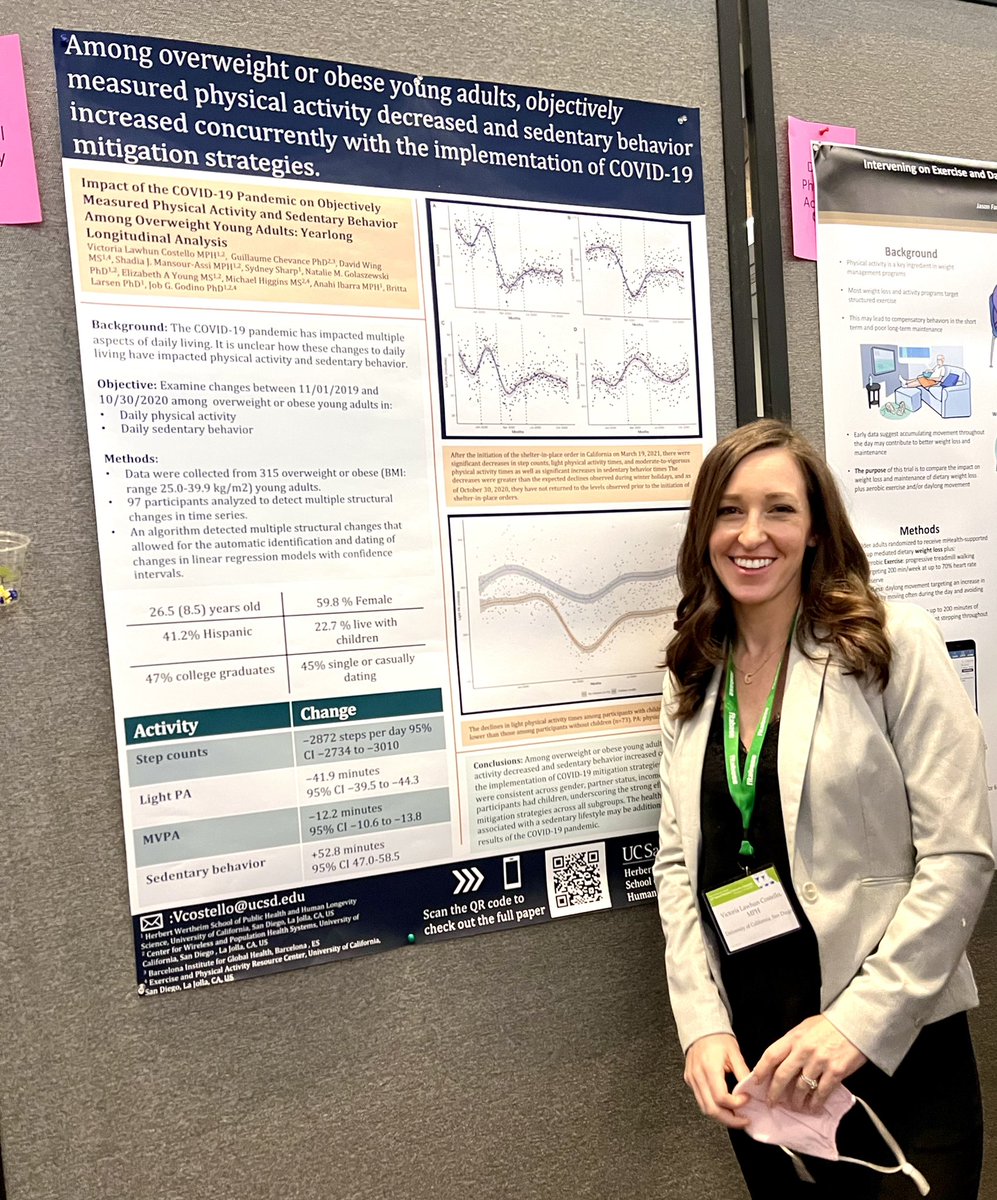 Presented my poster today at @BehavioralMed - got to talk with so many great people, discussed some interesting questions, and show off my ✨ fancy graphs ✨ #sbm2022 #betterposter