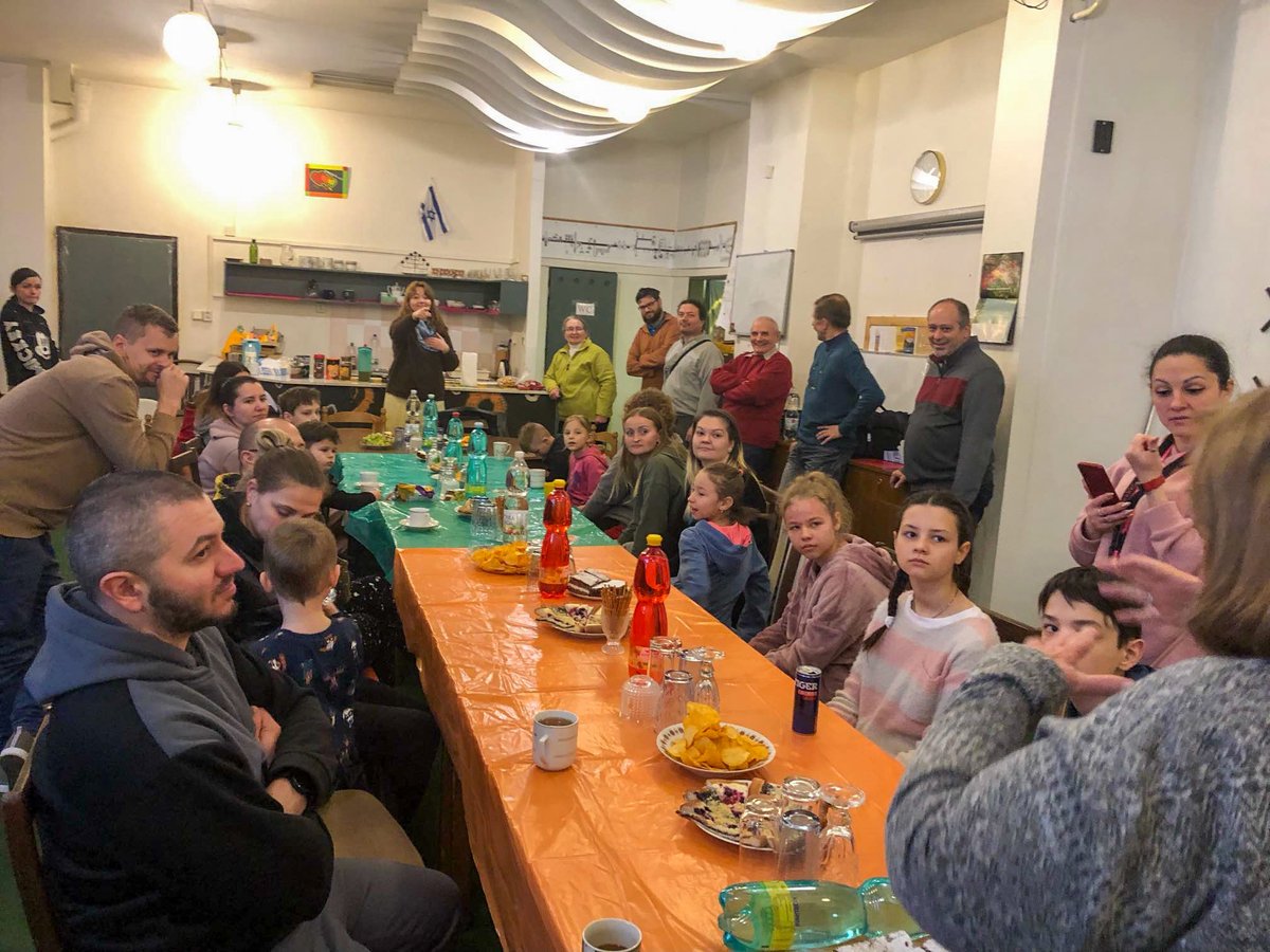 sendrelief's tweet photo. A group of 25+ Deaf Ukrainians gather together to shelter at a Deaf church in Valašské Meziříčí, a city in the Czech Republic. Send Relief is supporting this ministry to provide physical help and gospel hope during the war.

This is your #Ukraine gifts at work! | @IMB_SBC https://t.co/a5S7IhQAOn