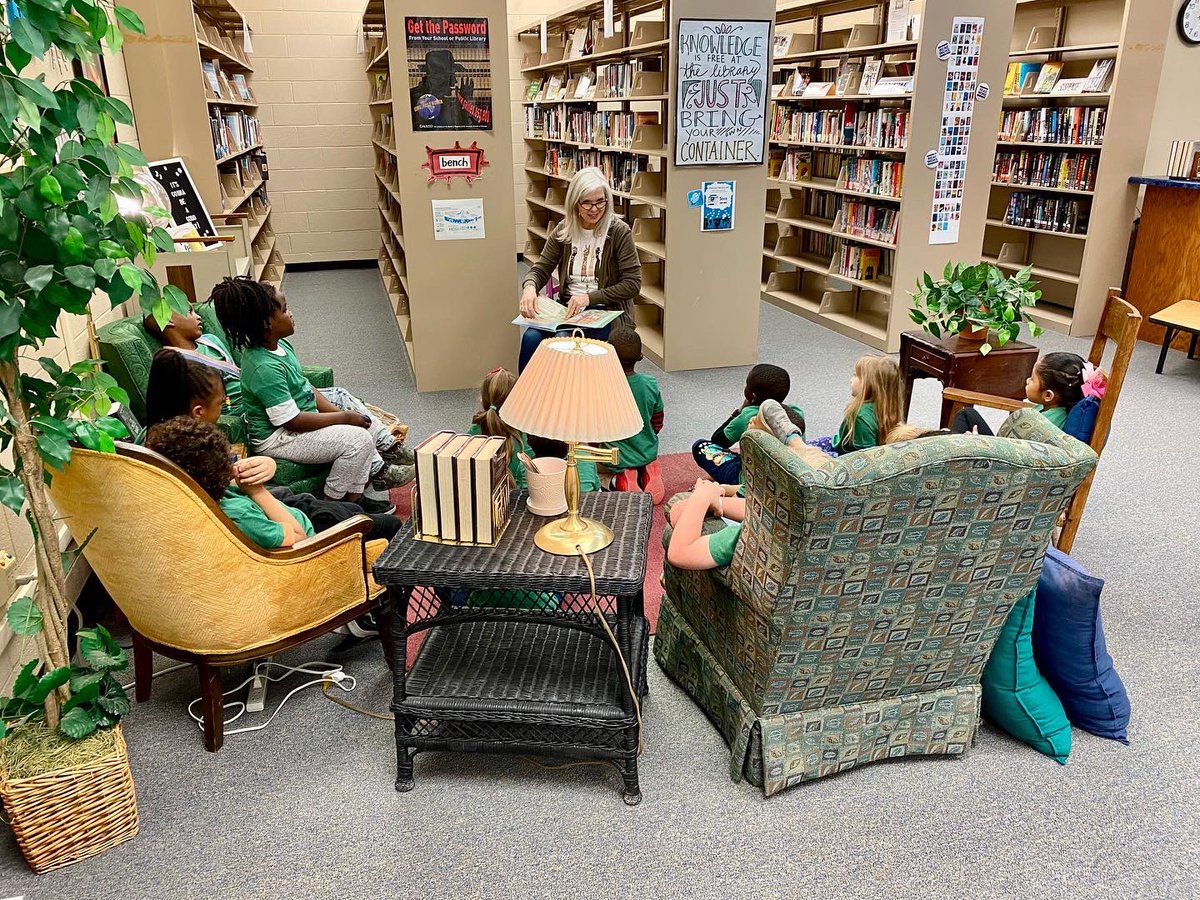 DTR1990's tweet photo. Mrs. Kelly Hall’s T-K class visited our campus today, and I was asked to read to them. I enjoy what I do around here @ECCHS_GA on a daily basis, but I sure do miss little ones and Storytime! Children’s Literature will always be one of my passions!💙📚🎉 https://t.co/x7q91h95pU