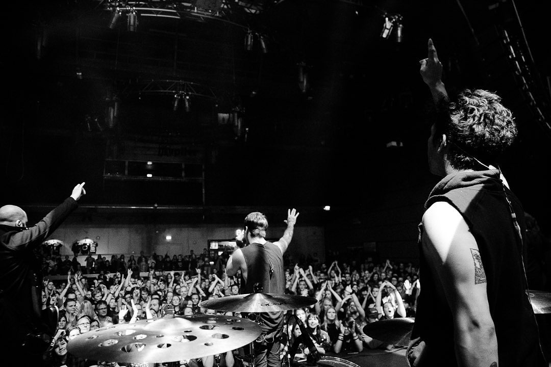 Our NY show with <a href="/BlindChannelFIN/">Blind Channel</a> is coming up in just a few days. What songs do you want to hear us play on Monday at <a href="/lprnyc/">(Le) Poisson Rouge</a>?