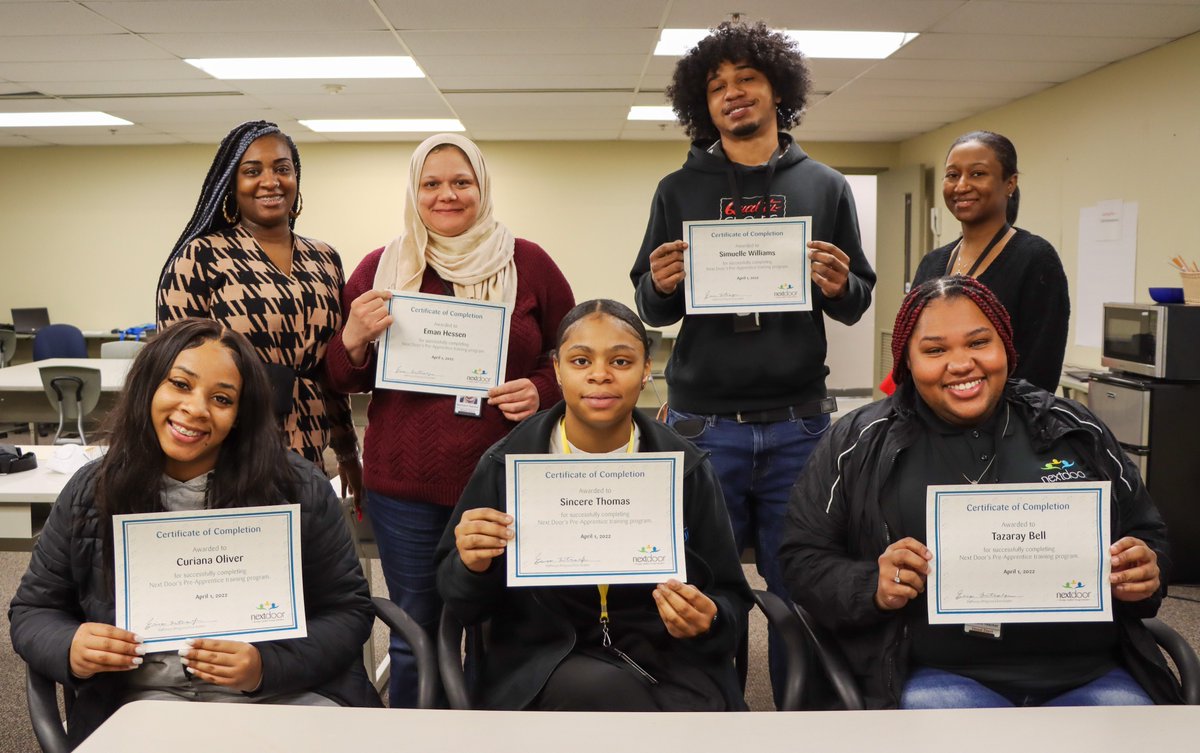 Real people. 
Real jobs. 
Real results. 

Next Door's pre-apprenticeship graduates.
Building Milwaukee's teacher pipeline.