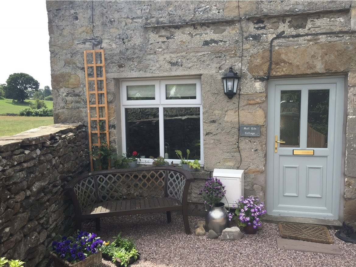 MG_DebbyM's tweet photo. https://t.co/qBsX7htnEW  set in the Yorkshire near to  the market town  of Kirkby Lonsdale  Now taking bookings for this season 🥂🥂 https://t.co/mEncXYz5z6