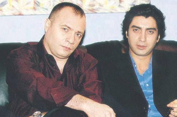 Kim ne oluyorsa Allah mübarek etsin dayı, azdan az çoktan çok gider.📿
