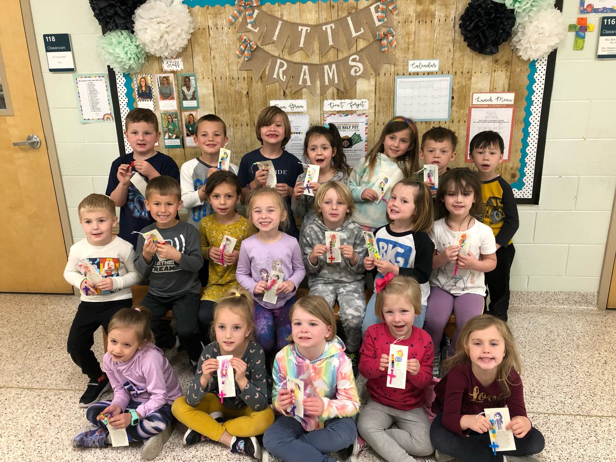 GSCSRams's tweet photo. PreK's Lenten service project was focused around St. Francisco who prayed many rosaries in his lifetime.  Each student made a decade rosary an colored a bookmark with St. Francisco on it.  Come see them this weekend at Mass as they host the hospitality this weekend. https://t.co/tCHwEfAHcq