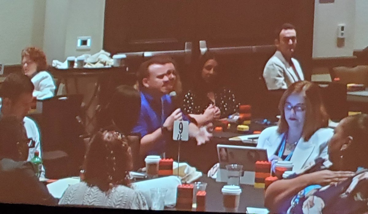 Jennifer Azula tweet media