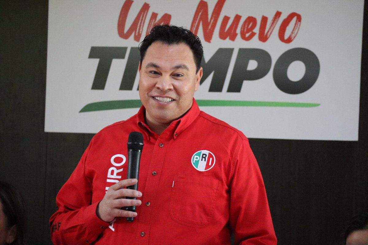 SugheyTorresR's tweet photo. Gracias amigas dirigentes de los diferentes municipios de #Durango, su respaldo y trabajo nos hace más fuertes.

Las mujeres del @ONMPRIDurango somos las más leales, gracias por resistir a mi lado.

¡Vamos juntas y vamos por más!.

#CuentenConmigo 
#ONMPRIDurango https://t.co/vWWFuhCin7