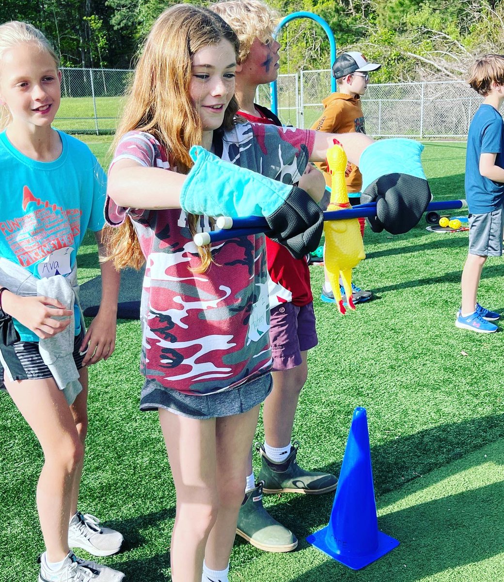 mrsG_learns's tweet photo. ☀️BEST FIELD DAY EVER☀️
Today we had the most fun as a class working through each station and cheering each other on!!!! These smiles say it all 😀 #fieldday #5cforever @chpinckneyelem https://t.co/zeUWc8YrlW