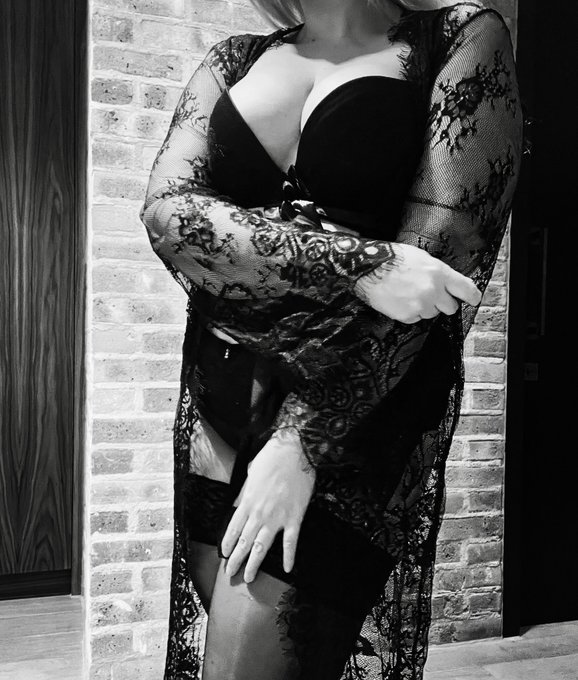 ➡️follow me at https://t.co/KnEfI7RK4R #instagram #stockings #nylons #thickchic #femdom #domme #stocking<a href="/tag/instagram"class="tags">#instagram</a><a href="/tag/stockings"class="tags"><span>#stockings</span></a><a href="/tag/femdom"class="tags"><span>#femdom</span></a><a href="/tag/fetish"class="tags"><span>#fetish</span></a><a href="/tag/domme"class="tags"><span>#domme</span></a><a href="/tag/nylons"class="tags"><span>#nylons</span></a><a href="/tag/stocking"class="tags"><span>#stocking</span></a>