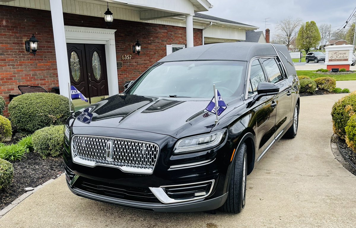 HensonKitchenWV's tweet photo. Always in the best interest of caring well for our families, we received delivery of our Lincoln Nautilus Legacy Hearse today. https://t.co/q1DIg0vKr5