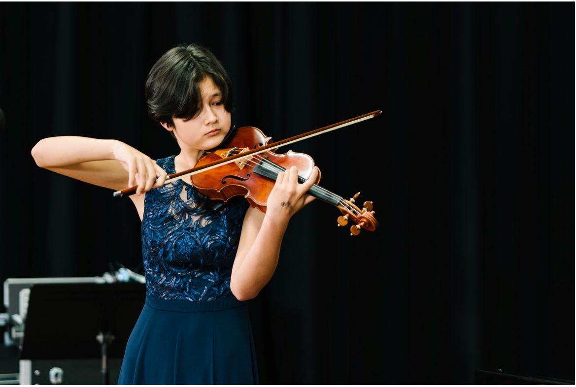 Ravenswood_News's tweet photo. We were transported by the recent Music Scholars Concert, an enchanting demonstration of talent and dedication #RAVOPerformingArts #alwaystowardsbetterthings https://t.co/HcBqDiARh1