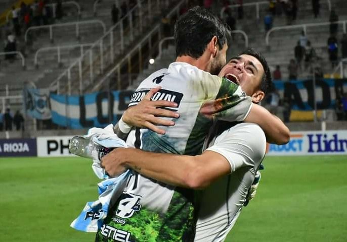 FClubLucchetti's tweet photo. Gimnasia de Jujuy vs Central Córdoba - Copa Argentina 

#lauchalucchetti #cristianlucchetti #laucha #copaargentina https://t.co/4Td0uEXl5I