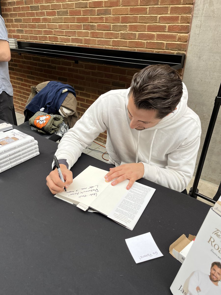 Great collab between <a href="/DetroitPistons/">Detroit Pistons</a> and <a href="/Jason_Tartick/">Jason Tartick</a>! Excited to have him in Detroit at the game promoting his new book #TheRestartRoadmap! #bachelor #DUp