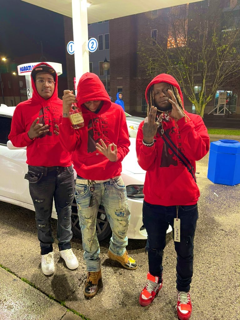 🅱️lood Line.💉❤️ <a href="/Newmoney_p90/">Newmoney_p</a>
