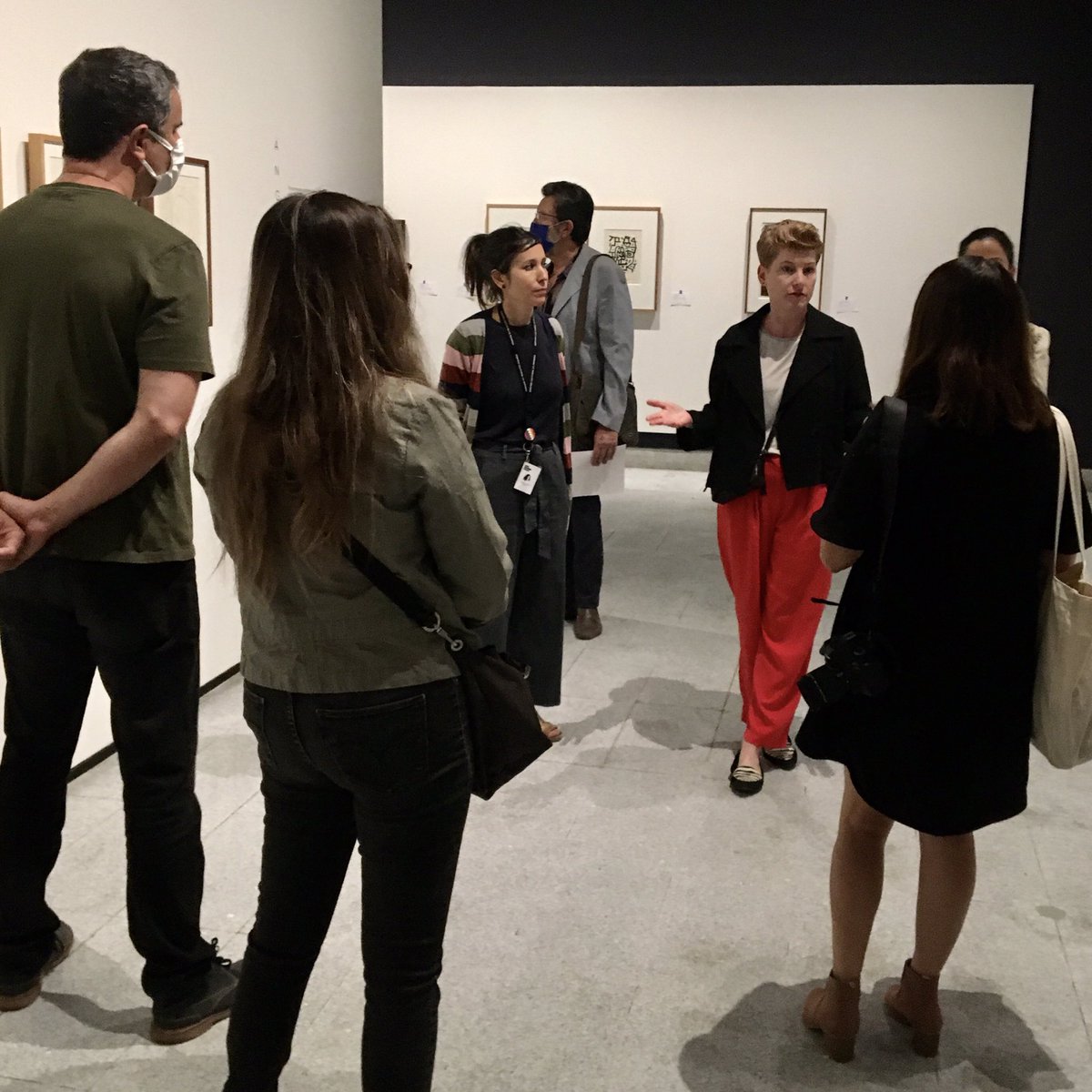 aledelgado's tweet photo. 107 piezas entre dibujos, pinturas, acuarelas, títeres, fotos, documentos y herramientas del taller de #PaulKlee se podrán ver desde el 12 de abril en @CCPLM. Hoy en visita de prensa, curadora Fabienne Eggelhöfer del @ZentrumPaulKlee nos contó detalles de la muestra. Una belleza! https://t.co/NTrxlW6NRx