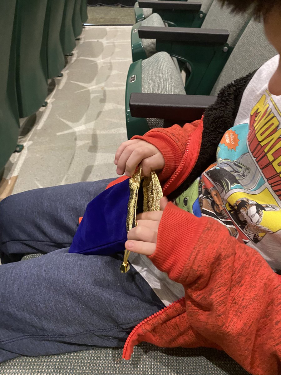 Sarah Rivera✨ tweet media