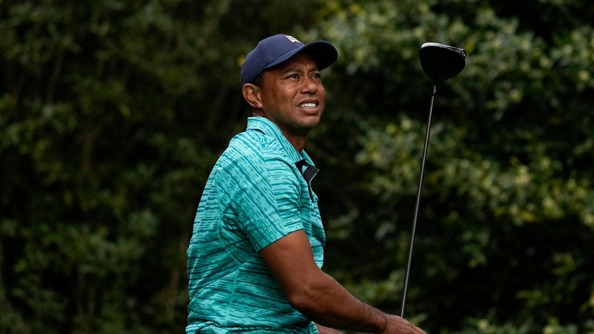 Tiger Woods Shoots A Second Round 74 And Makes The Cut At The Masters