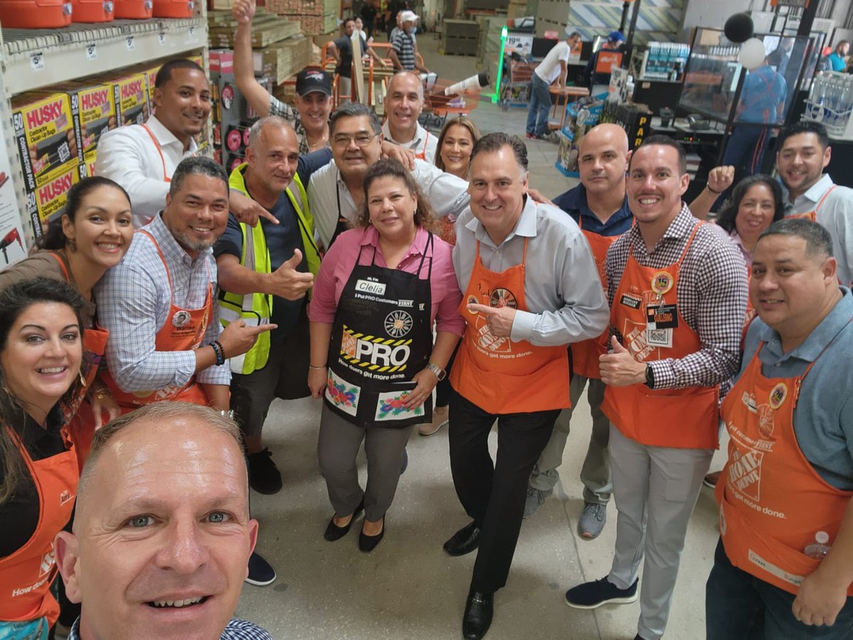 Excellent memories from 0206. The visit from Amy and Richard. Wishing good luck to Clelia on her new Horizons.  #thebest206 , <a href="/GIORIVERA27/">GIOVANNI  RIVERA</a> <a href="/GioDelaney/">Maximus2022$</a> <a href="/Erika_AR_HD/">Erika De Jesus</a> <a href="/wcork19/">Warren Cork</a> <a href="/G_Rivas22/">Guillermo Rivas</a> <a href="/al3x2281/">Alex Villenas</a> <a href="/Amarilis1978/">Amarilis San</a> <a href="/ReneGuitian/">JOSE RENE GUITIAN II</a> <a href="/Clelia0277/">Clelia Escobar 0206</a>