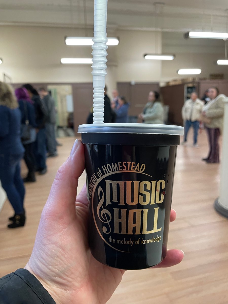sucifredrum's tweet photo. Did I get the souvenir cup so I can take my drink into the show?  💯

@MurderSmall @Jimmypisfunny @WhismanSucks https://t.co/gNHpHJ6GbM