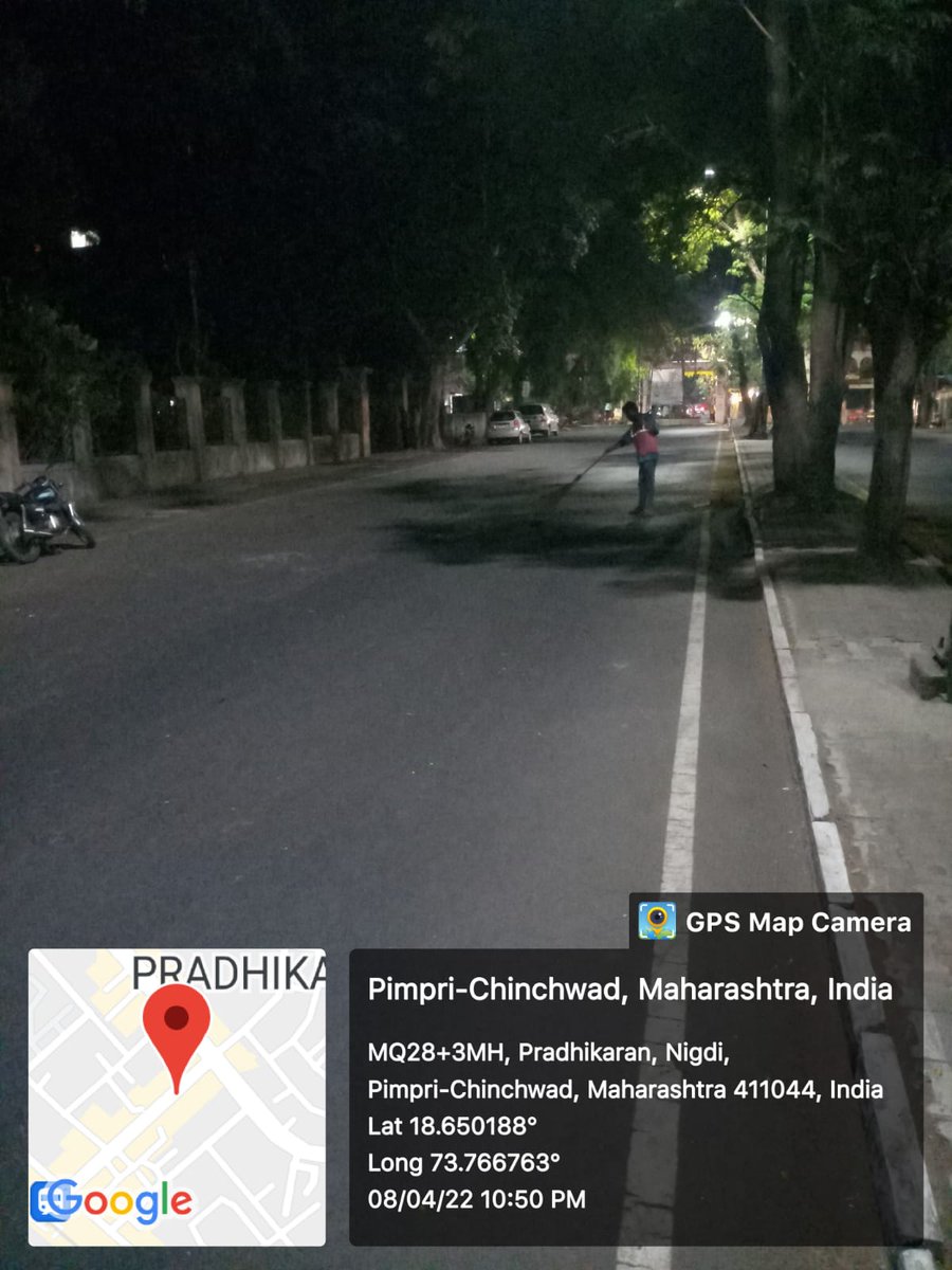 anilroy2000's tweet photo. They sweep silently at night. Keeping the city clean.
#SwachhSurvekshan2022Maharashtra #SwachhSurvekshan2022PCMC 
@vaibhav_gholave @kenchangauda @VasantSarode1 @SureshChanna @G_neshDeshpande @_VINAYAK https://t.co/jrvRvMLrk5