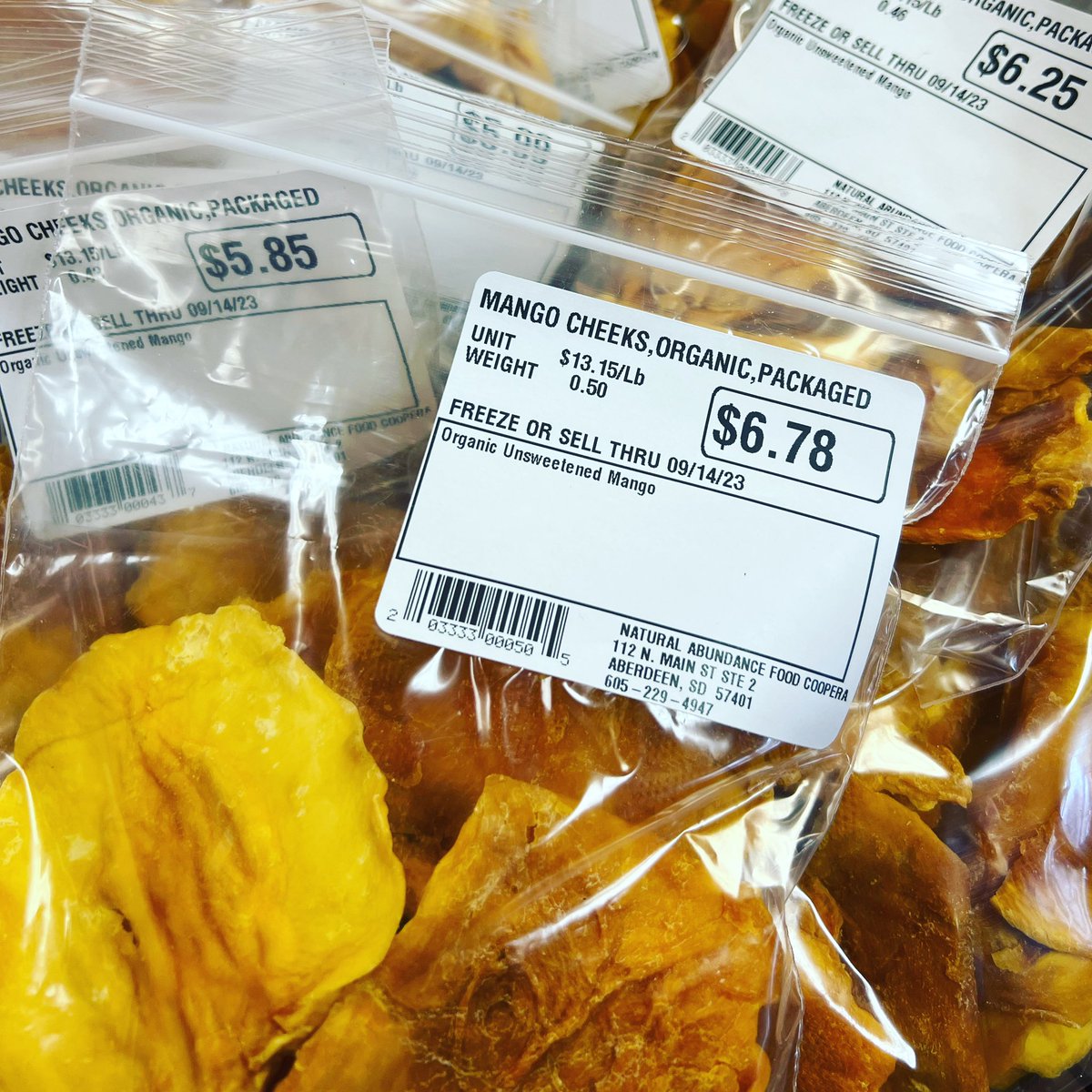 The 🥭 are stocked! See you soon.