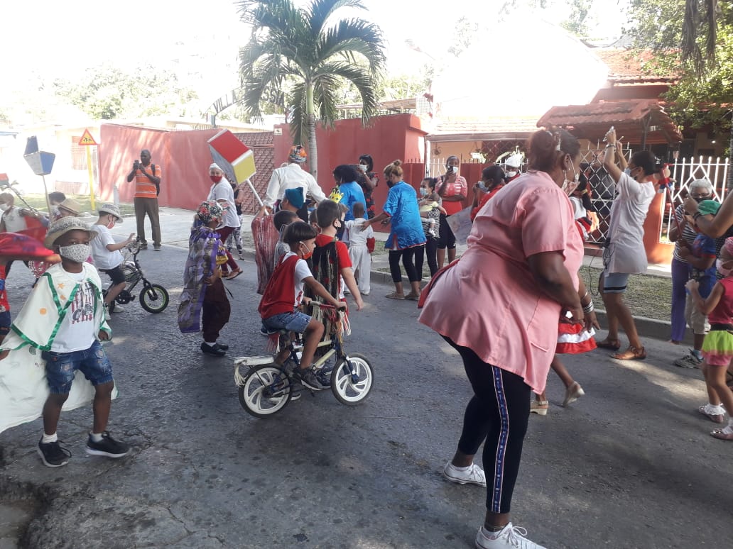 ciespiguita's tweet photo. La primera infancia se viste de gala, celebrando creación de los Círculos Infantiles, agradecidos por Fidel Castro Ruz y Vilma Espín máximos  impulsores  de esta obra de infinito amor. 
@RaulSamon @FundichelyRosa @ManceboCarmen @CubaMined @niurdisreyes #LaPrimeraInfanciaSíImporta https://t.co/Zb6x8sdGDw