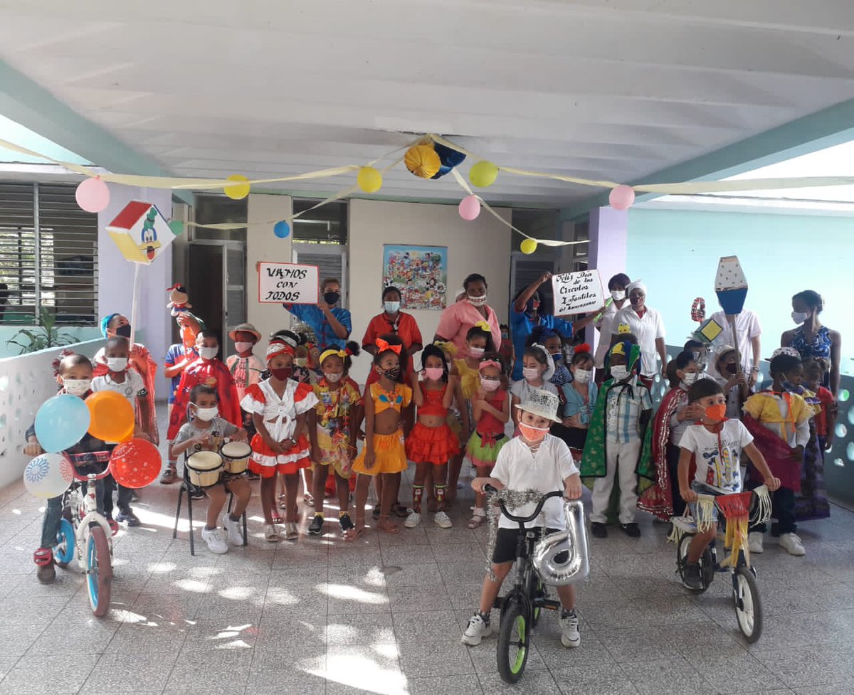 ciespiguita's tweet photo. La primera infancia se viste de gala, celebrando creación de los Círculos Infantiles, agradecidos por Fidel Castro Ruz y Vilma Espín máximos  impulsores  de esta obra de infinito amor. 
@RaulSamon @FundichelyRosa @ManceboCarmen @CubaMined @niurdisreyes #LaPrimeraInfanciaSíImporta https://t.co/Zb6x8sdGDw