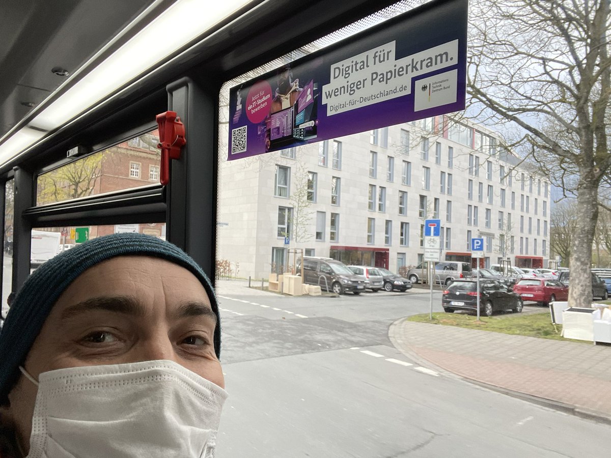Hajoschroeder's tweet photo. Gestern in Münster das erste Mal Elektrobus gefahren und das @ITZBund fährt auch mit…zwei gute Lösungen für unsere Zukunft. 🙂
#eMobility #ITZBund #DigitalFürDeutschland #eBus #elektromobilität #Elektrobusse https://t.co/9rhBTe5nSD