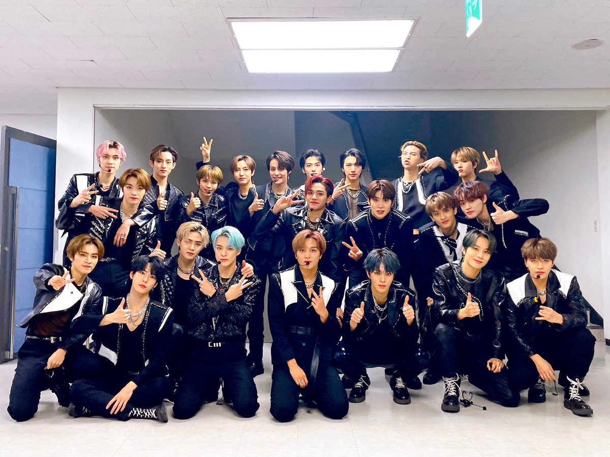 hannahforskz145's tweet photo. Happy 6 years to The 7th Sense and the start of a group of people that have made me incredibly happy💚💚I LOVE ALL 23 OF U SOOOOOO MUCH #ToTheWorld6thYearWithNCT #6yearswithNCT https://t.co/BmmO5h5HUL