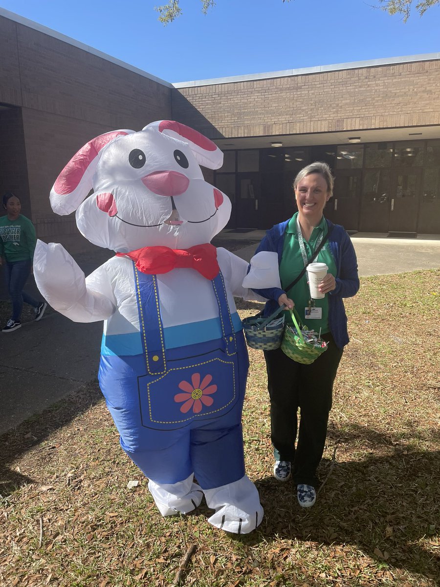 GRHS_Stallions's tweet photo. What a GReat Day! π€©β³οΈππ
Huge shoutout to @MrsKellyJFoster @Stallion_SAC Equus Week team, and the @StallionsSCA for coordinating a wonderful Spring Fling and pep rally to close out #EquusWeek22 https://t.co/f6qbdP8MD2