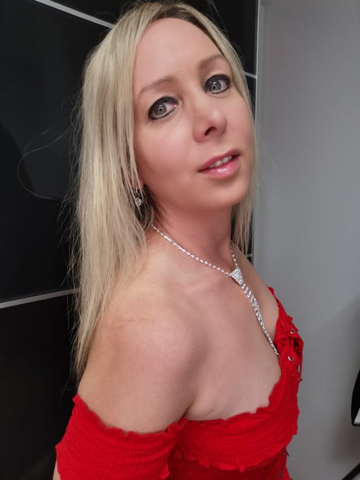 Sch&ouml;nes Wochenende w&uuml;nsche ich euch. Schaut doch mal vorbei https://t.co/83rOAy9pKK    #sexy #Blondinen<a href="/tag/models"class="tags"><span>#models</span></a><a href="/tag/sexy"class="tags"><span>#sexy</span></a><a href="/tag/shooting"class="tags"><span>#shooting</span></a><a href="/tag/bestfans"class="tags"><span>#bestfans</span></a><a href="/tag/hotgirls"class="tags"><span>#hotgirls</span></a><a href="/tag/wochenende"class="tags"><span>#wochenende</span></a>