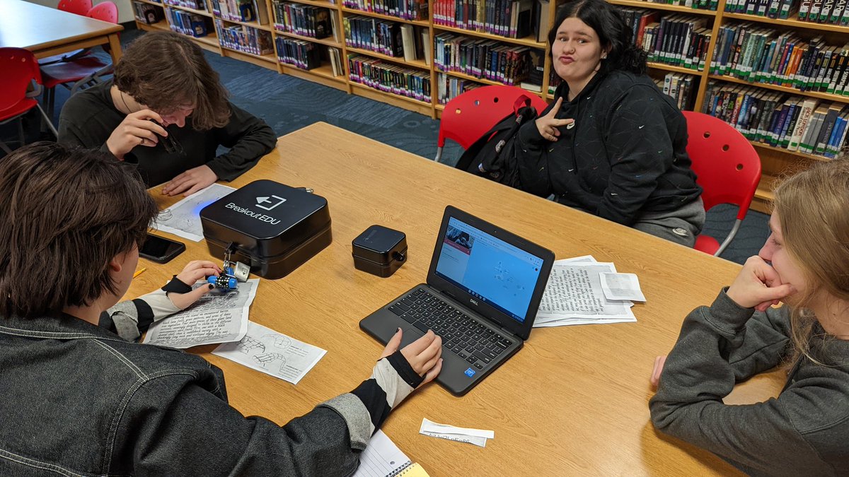 nhs_dotson's tweet photo. Breakout Boxes in the Library with Mrs. Ditch's class for some Friday learning fun. #breakoutedu #nhslionpride @NHSLionslibrary https://t.co/3uNdOcw4ga