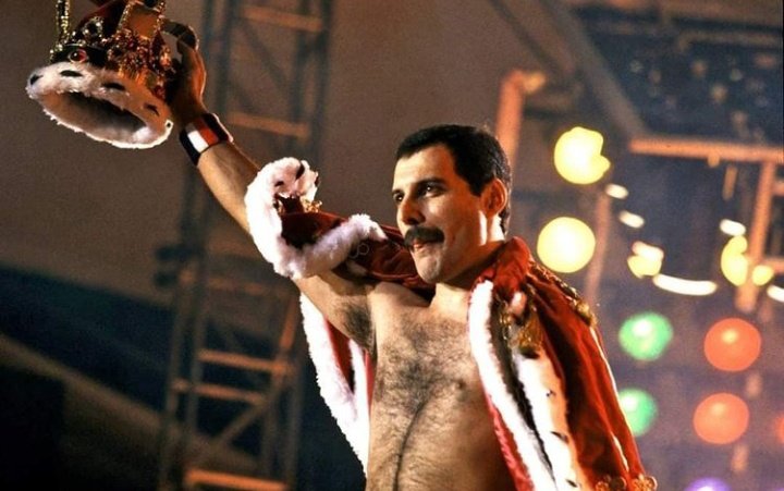 ✨ Happy FREDDIE Friday ✨
#FreddieMercury ❤️
