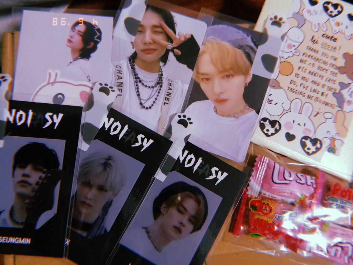 ilysmhhj's tweet photo. hello @lixboki!

Thank you for letting me have my prio pcs!! Hyun chanel at lino beret havurrr <333 sorry for the late feedback >< https://t.co/f1tzCbkPCS