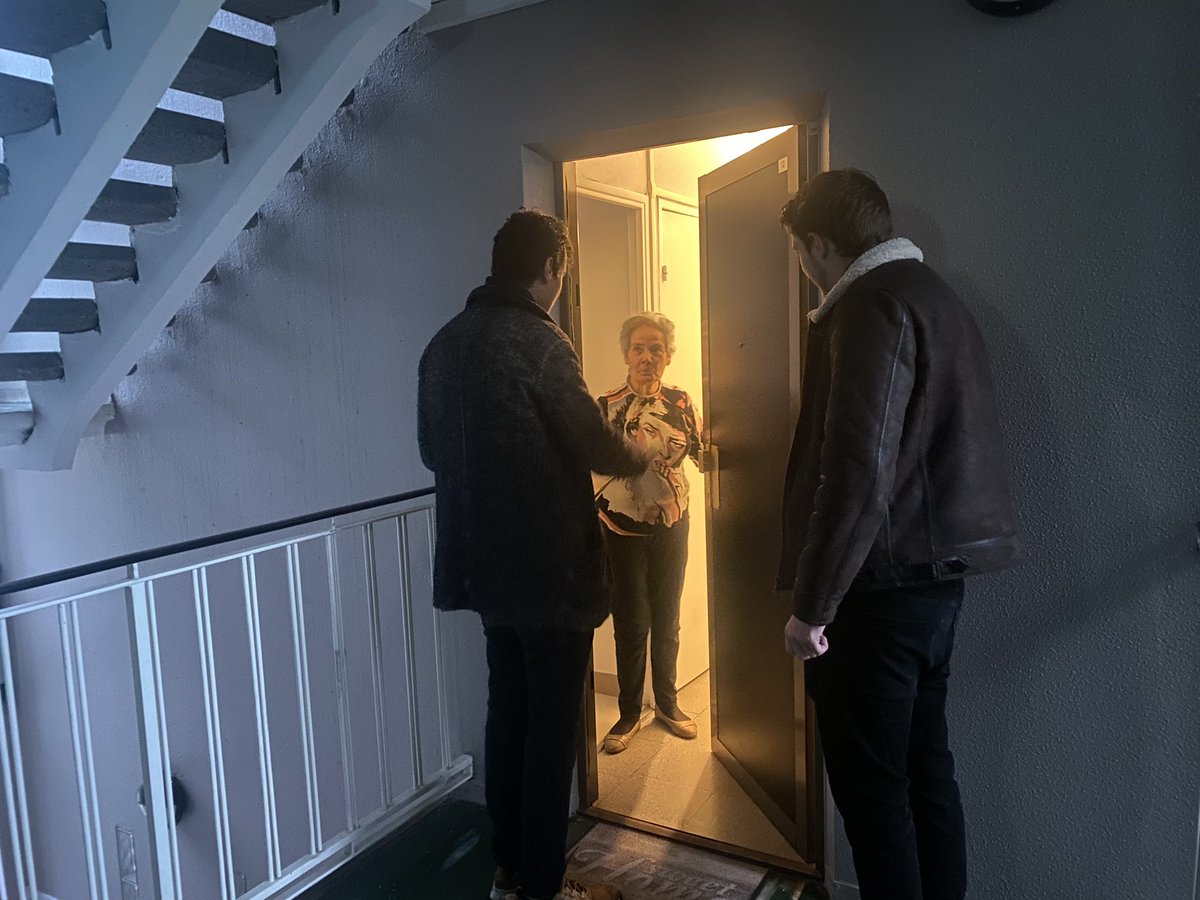 PantinInsoumise's tweet photo. Tout se décide ce week-end. Jusqu’au bout sur le terrain pour l’#UnionPopulaire avec @Jlmelenchon22 ! #DimancheJeVoteMelenchon #Melenchon2ndTour https://t.co/1CAPVCkmfO