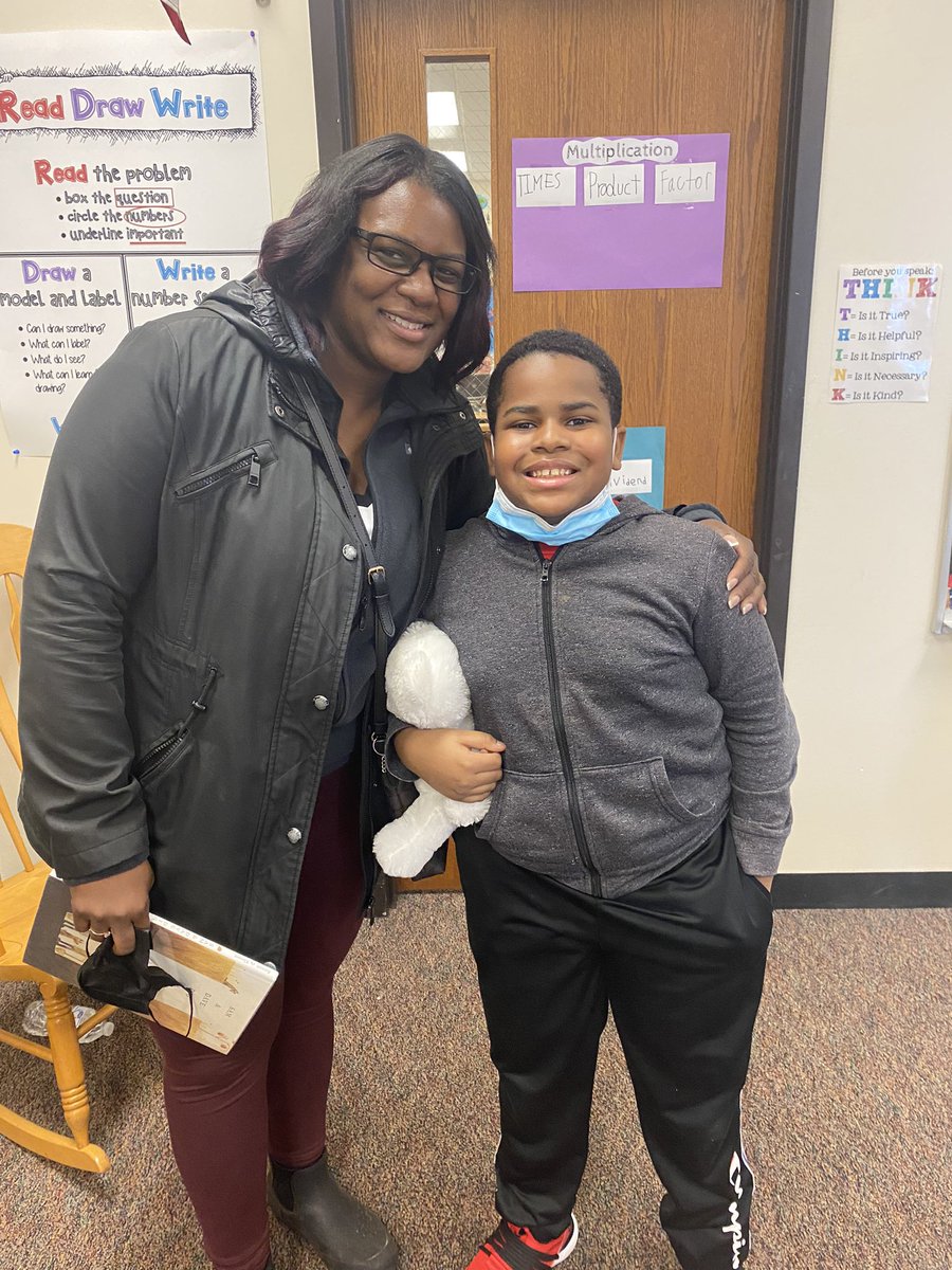 Sarah Salemi tweet media