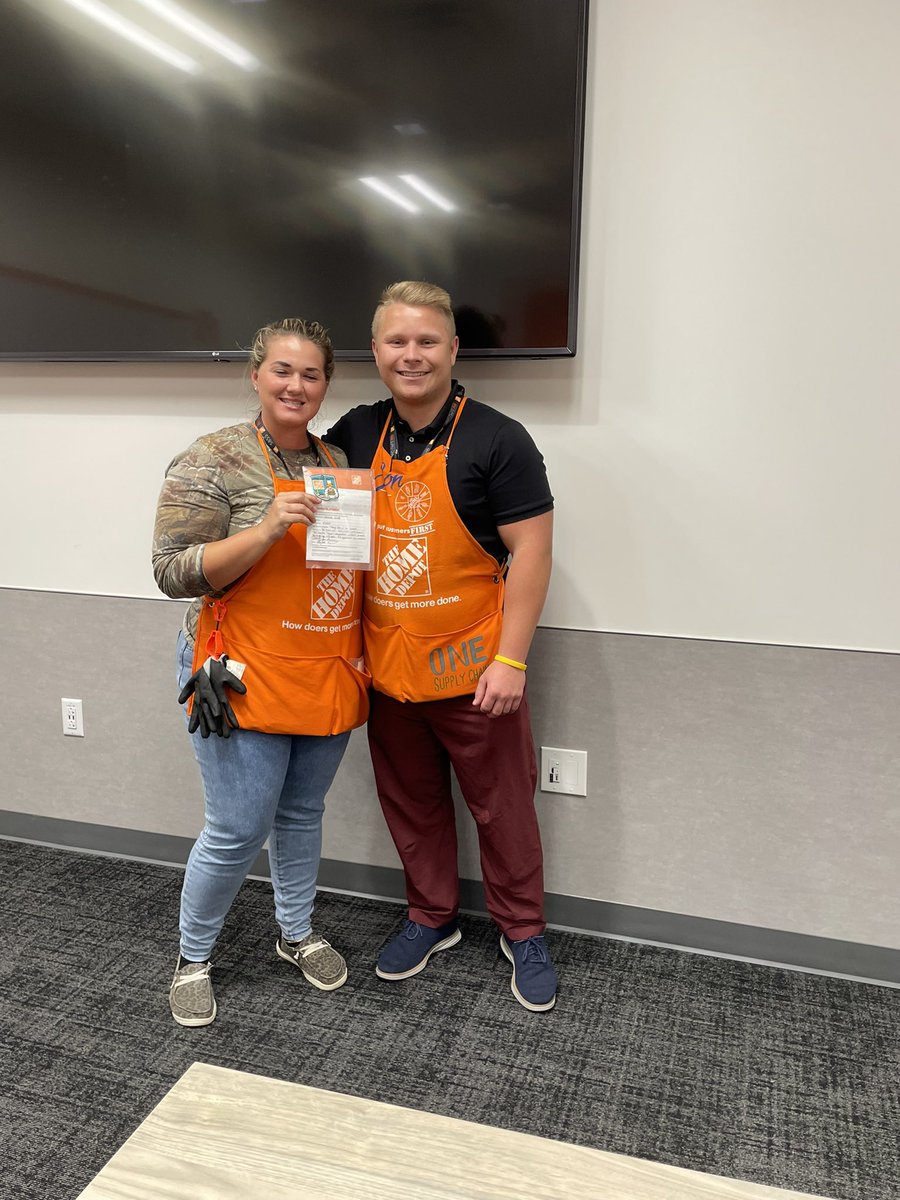 #leadership #mydepot Amazing leaders! #shoutout <a href="/5855DFCMDO/">DFC/MDO 5855</a>