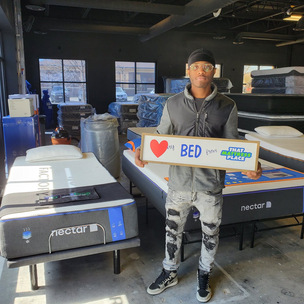 OmahaBoxdrop's tweet image. Thank You Sayvion For Shopping Local, it was our pleasure helping you! You can't go wrong when taking home a brand new @nectarsleep mattress. Stop in to @OmahaBoxdrop try one out today, and sleep better tonight.