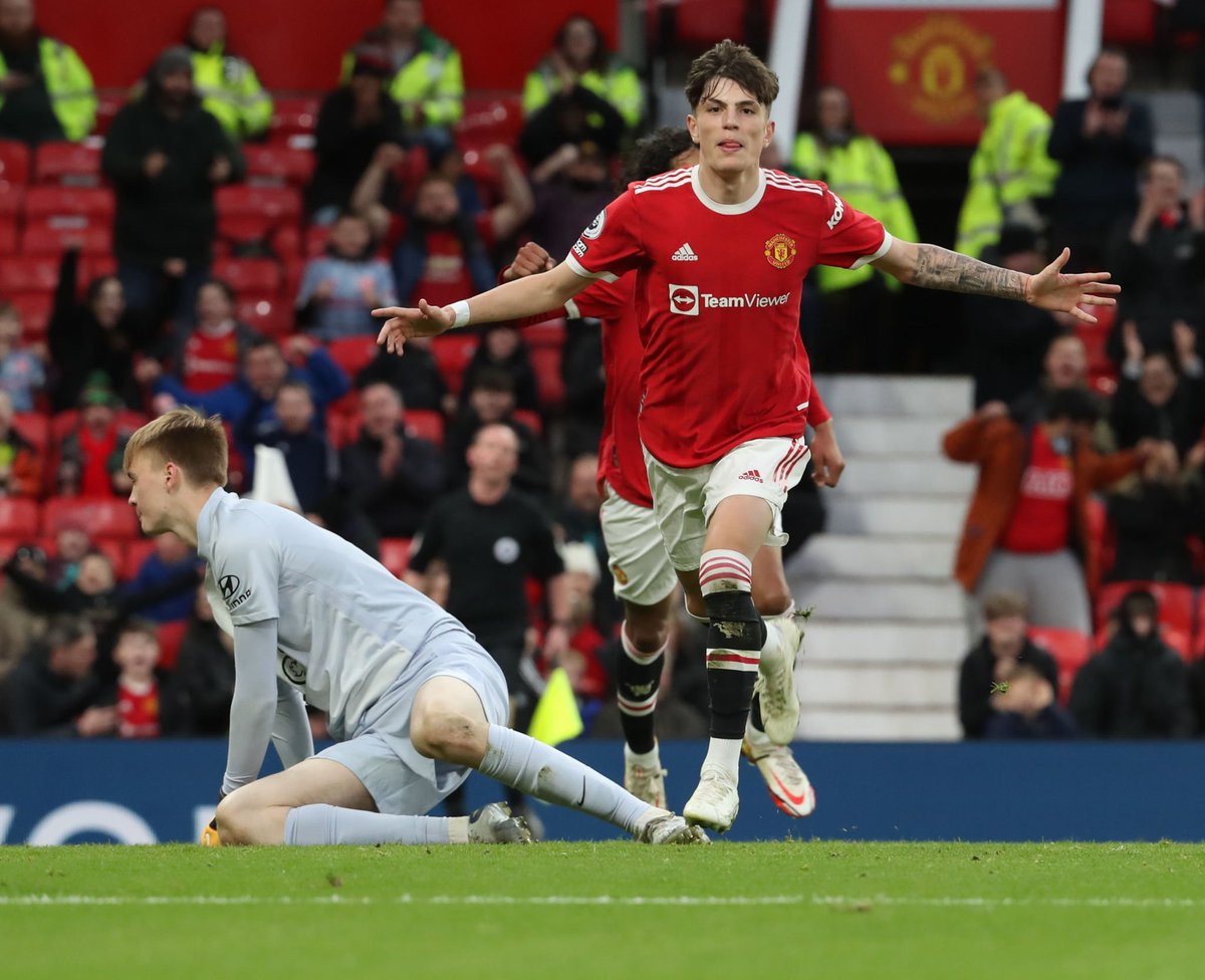 He just loves scoring at Old Trafford 🔥